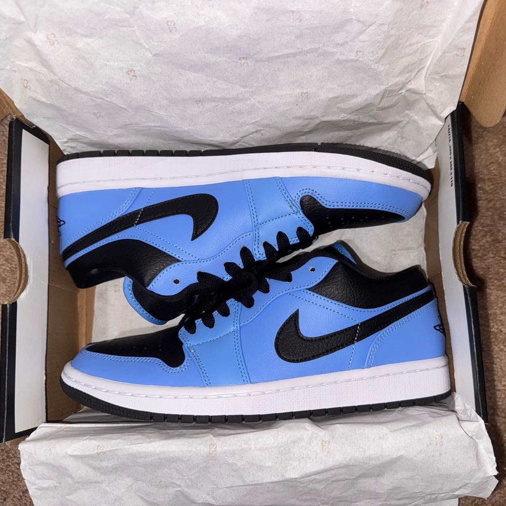 Nike